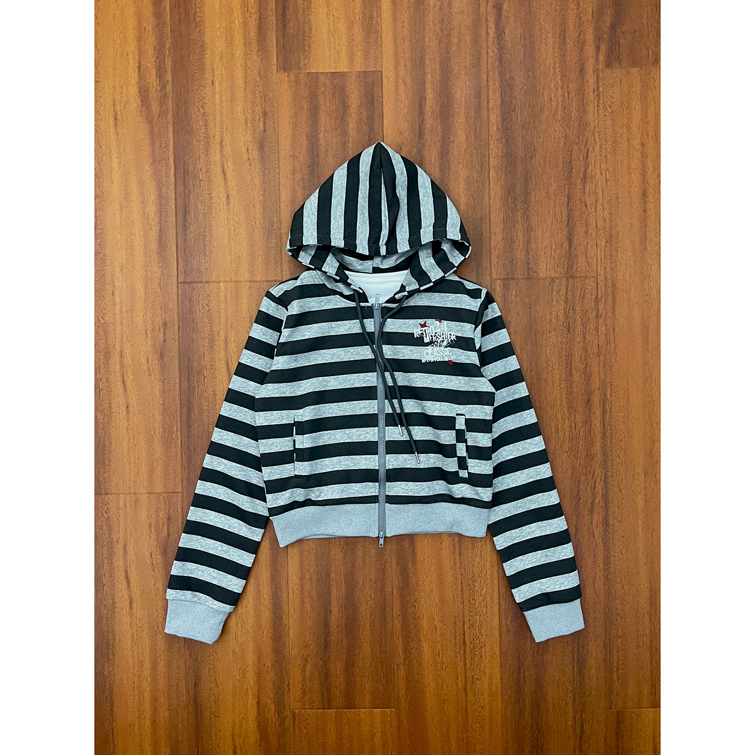 19studio WAYNEPRINCE 短款条纹外套