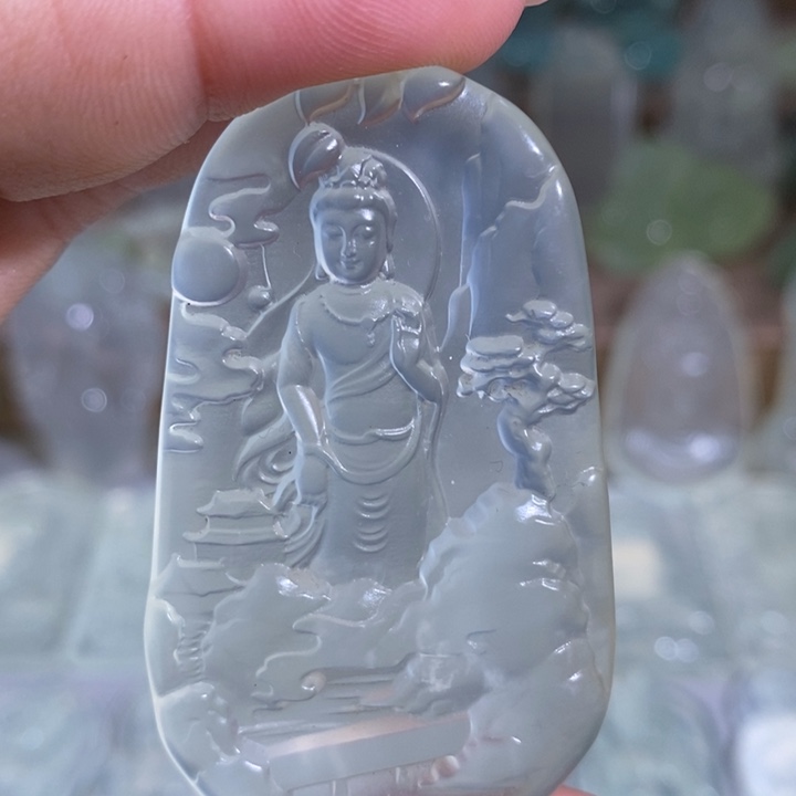 岫玉未镶嵌颈饰吊坠