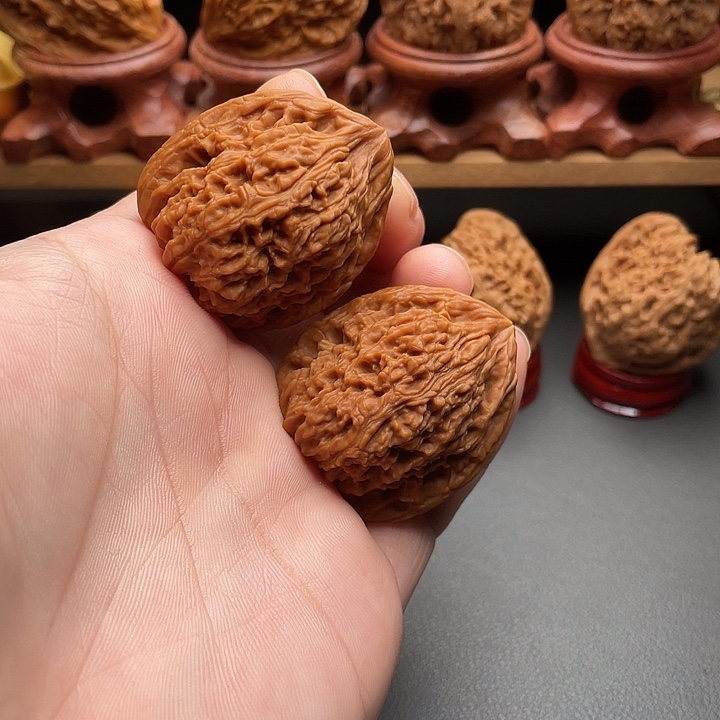 ༺***༻文玩核桃把件南疆