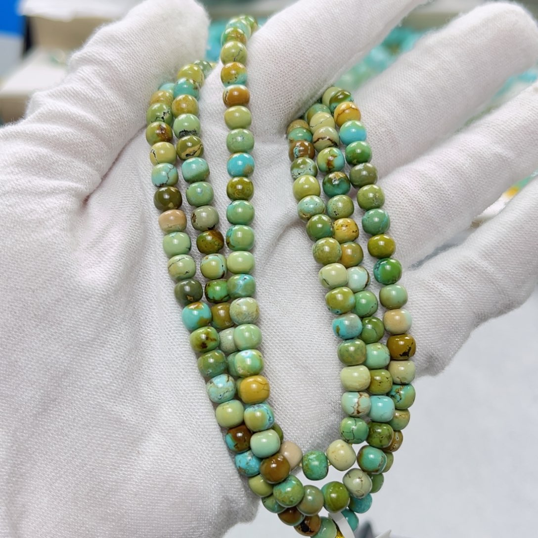 绿松石绿松石未镶嵌