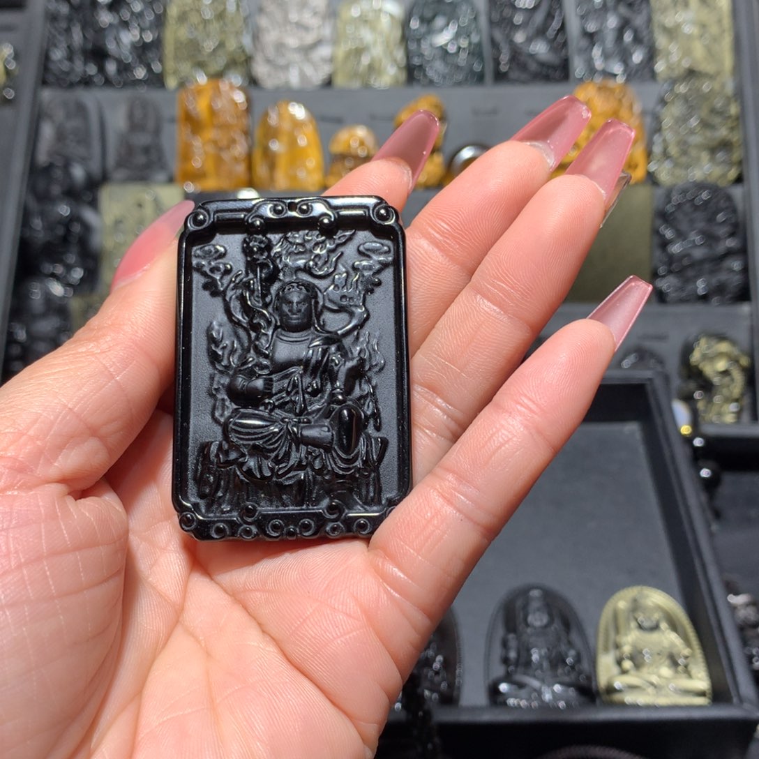 黑曜岩吊坠(赠链)未镶嵌赵*旺