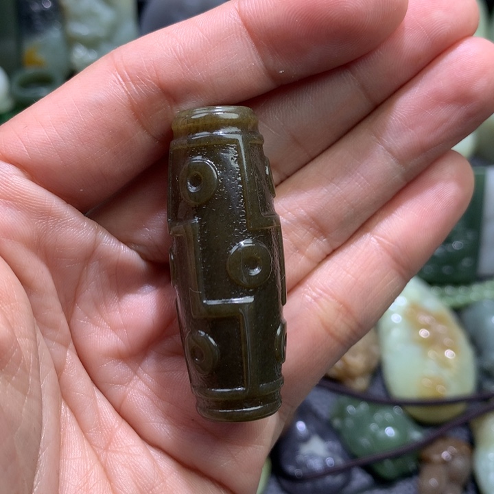 和田玉颈饰未镶嵌听***音