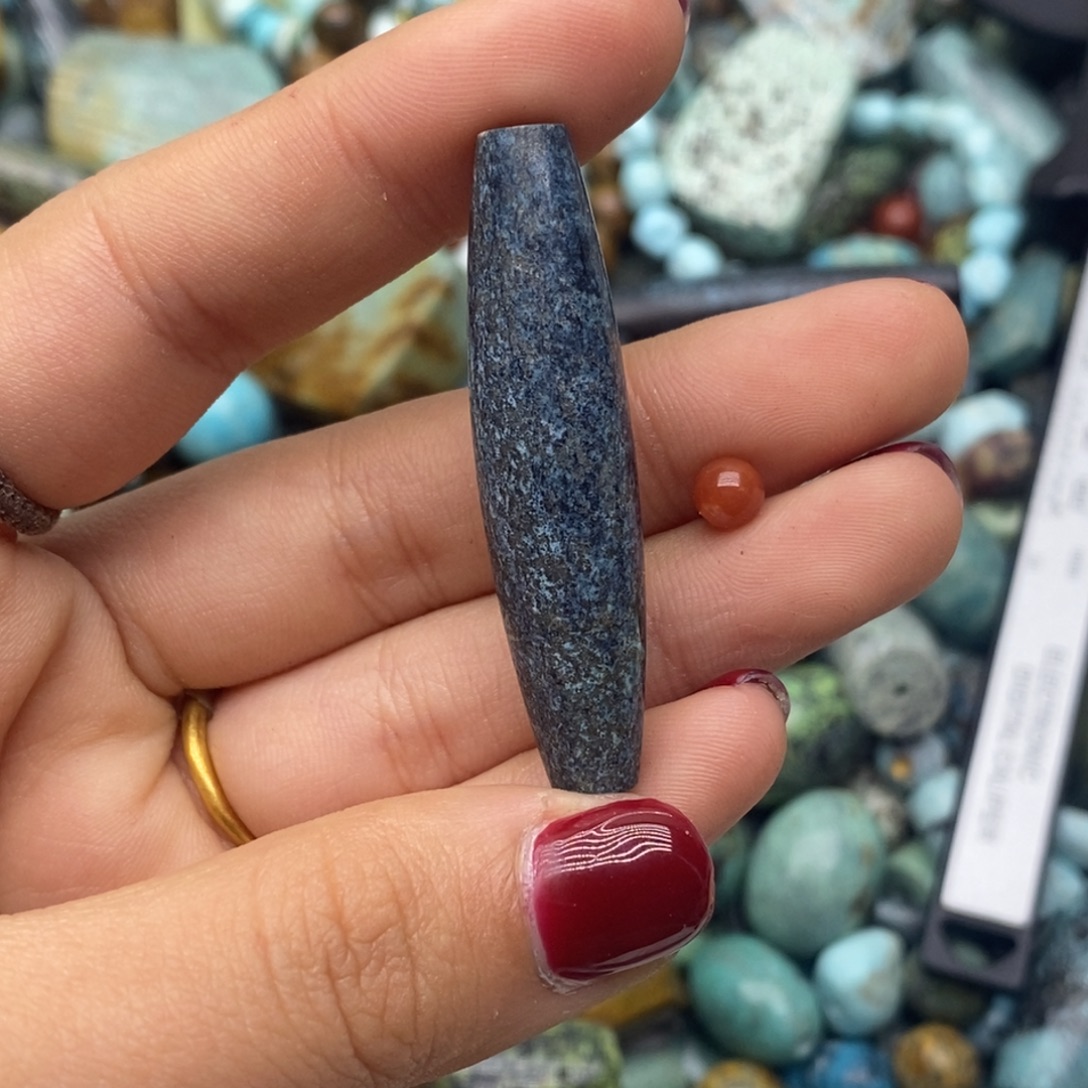 南红玛瑙未镶嵌珠宝奇石