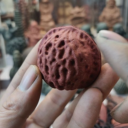 泥塑药香红麝香方大尺寸核桃微瑕