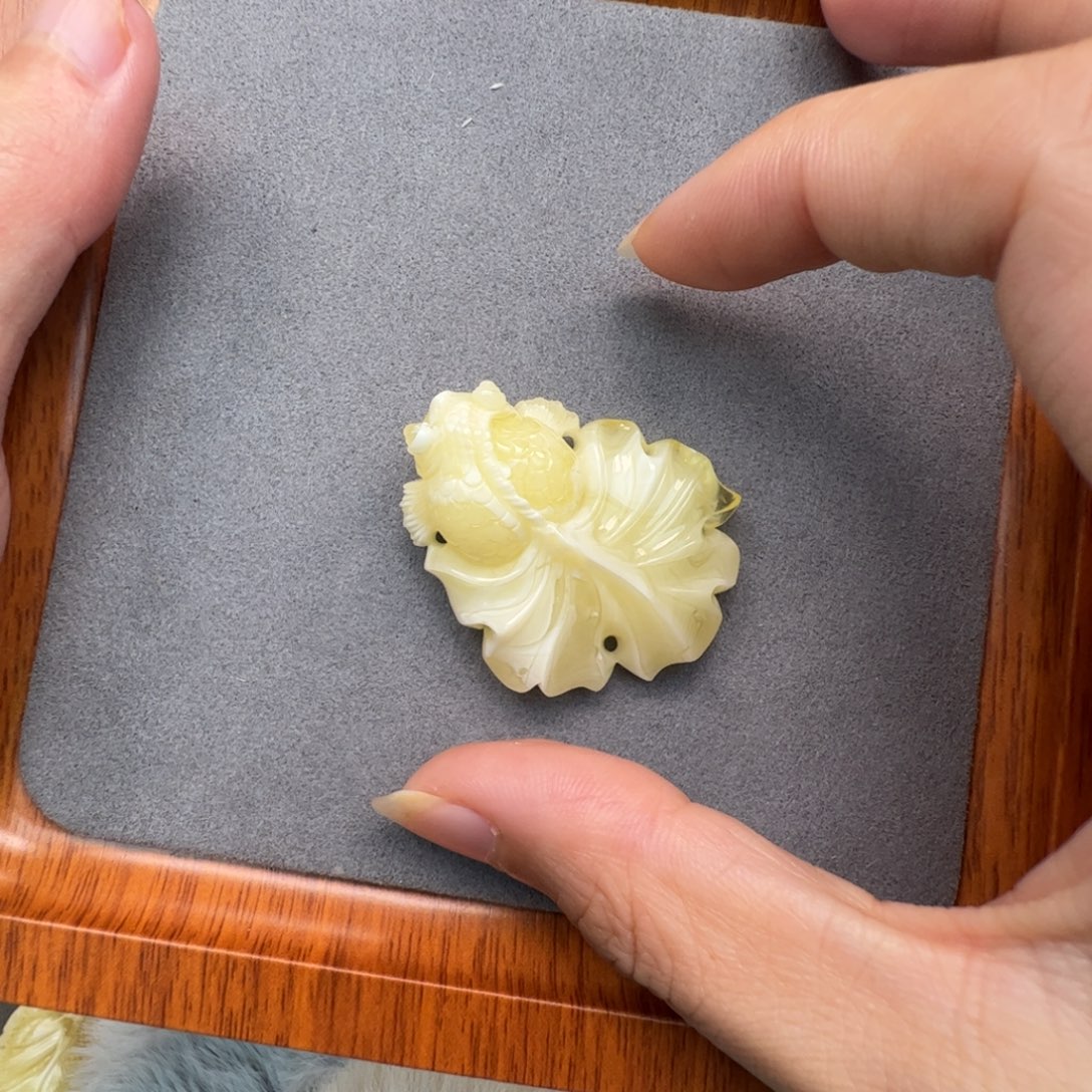 蜜蜡未镶嵌裸石蜜蜡