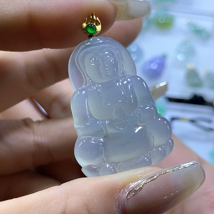 翡翠颈饰18K金镶嵌天然翡翠A货吊坠