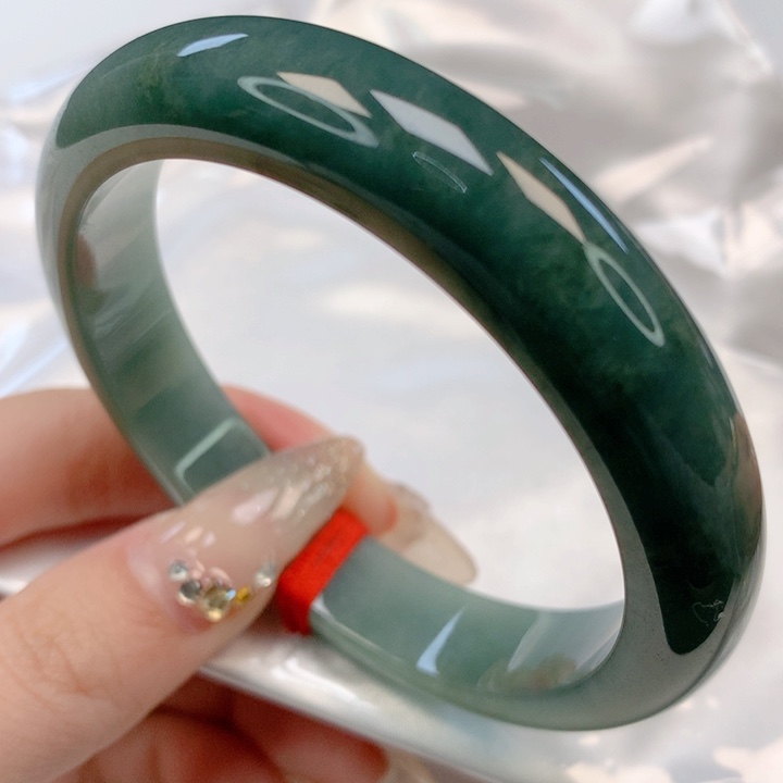 【闪购商品】翡翠手镯未镶嵌59圈