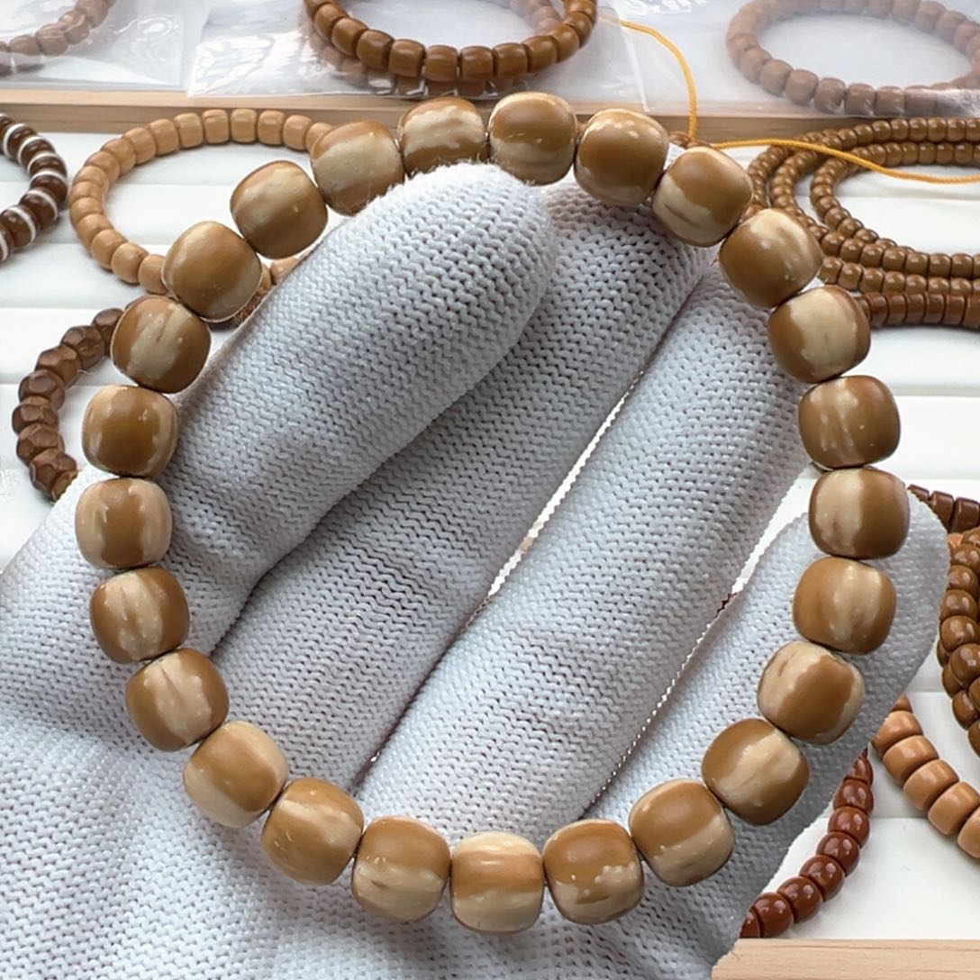 紫金鼠手串8.6火焰纹花皮鼠