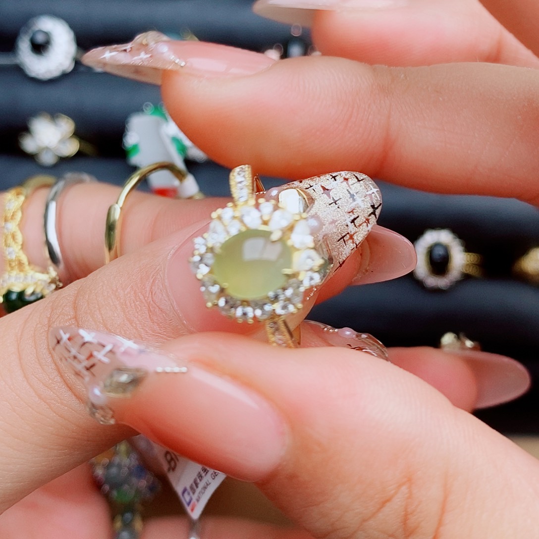 翡翠戒指银S925镶嵌111111