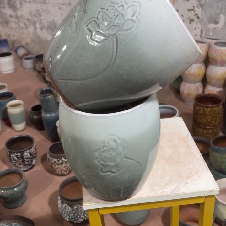 紫砂花盆口径18高度24两只正品