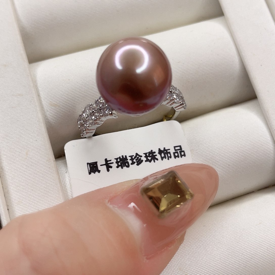 淡水珍珠吊坠(赠链)未镶嵌