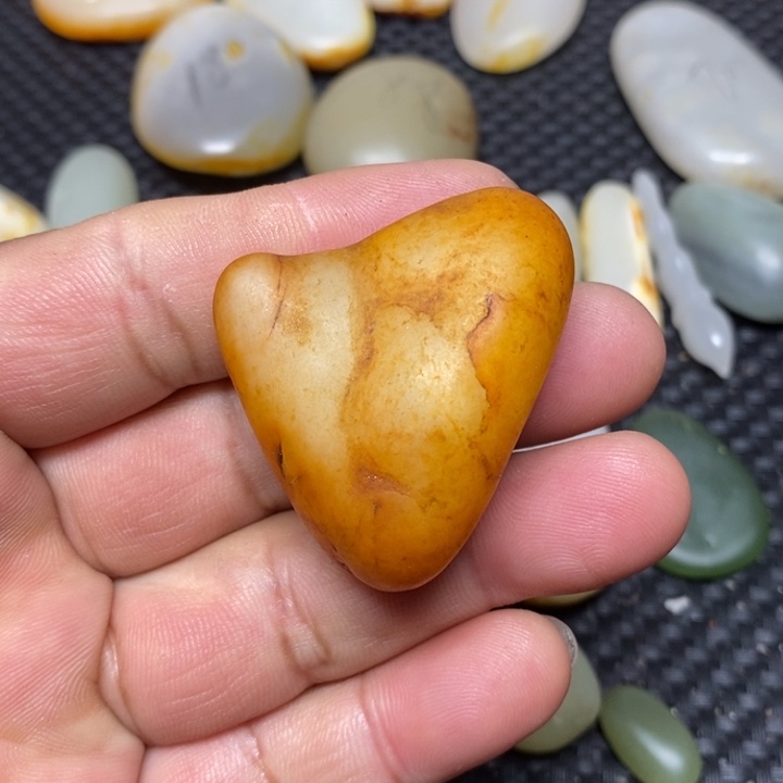 和田玉珠宝奇石未镶嵌