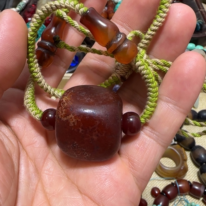 奥***夫瓷器摆件手工珠子