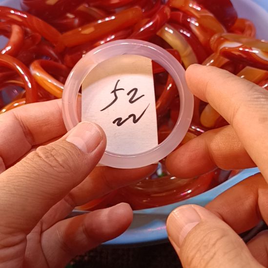 玛瑙/玉髓未镶嵌手镯