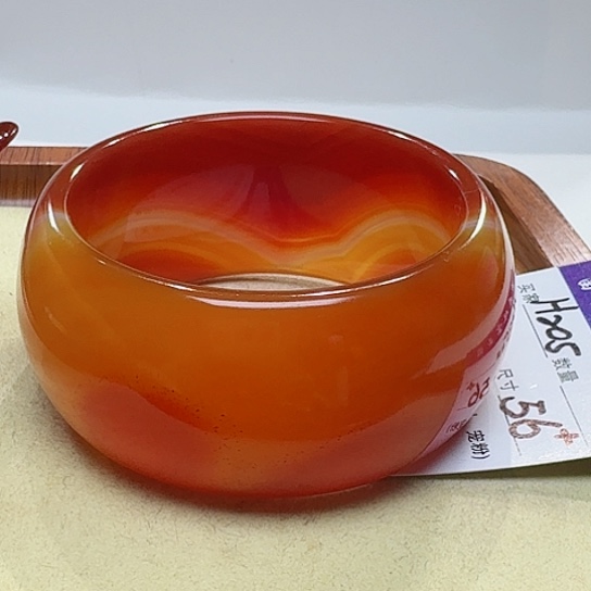 玛瑙/玉髓手镯未镶嵌唯****姓