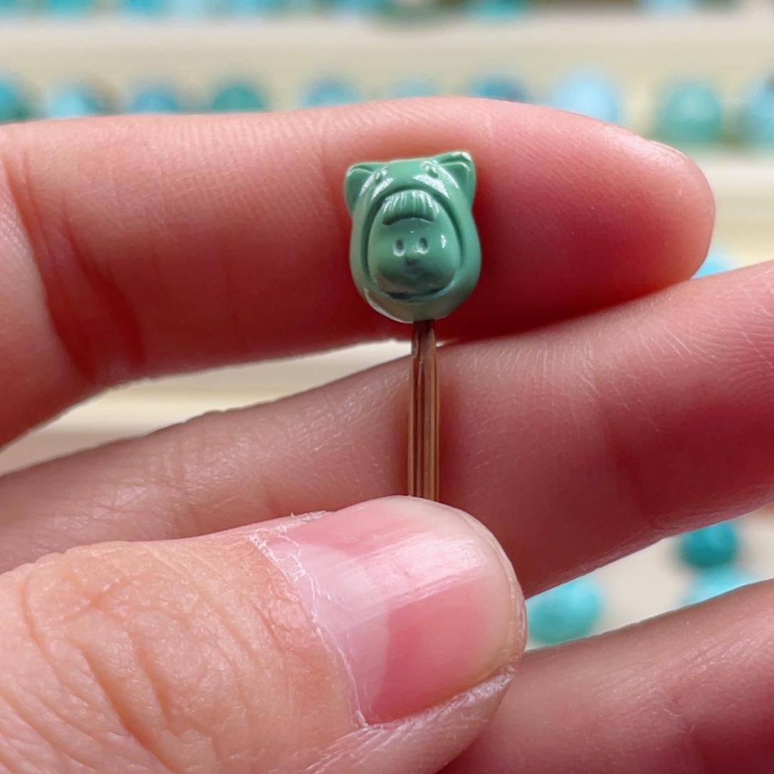 绿松石未镶嵌珠宝奇石