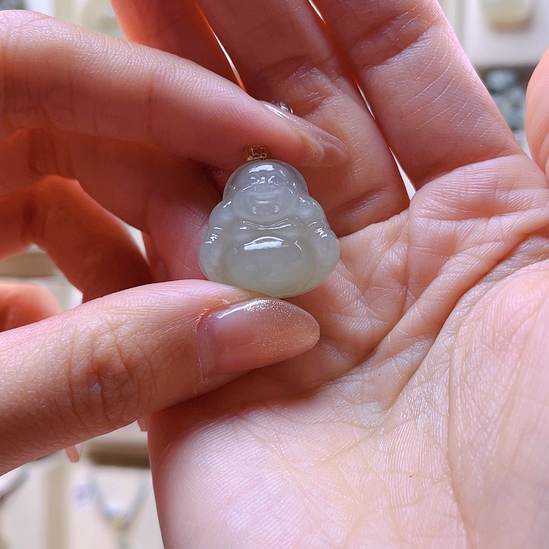 和田玉吊坠(赠链)18K金镶嵌?****子