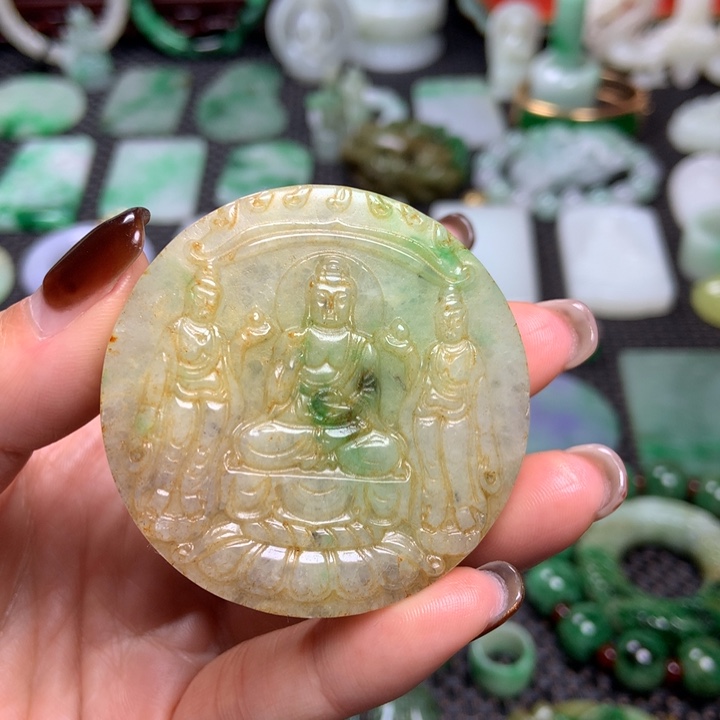 翡翠未镶嵌挂件清