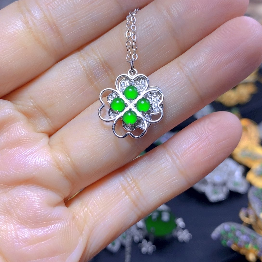 翡翠耳钉银S925镶嵌天然翡翠