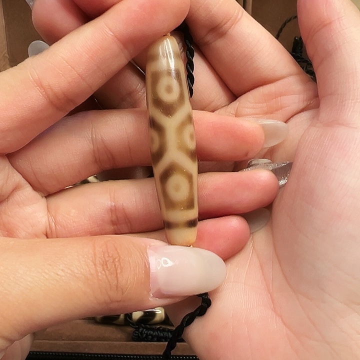 玛瑙/玉髓颈饰未镶嵌康*哥