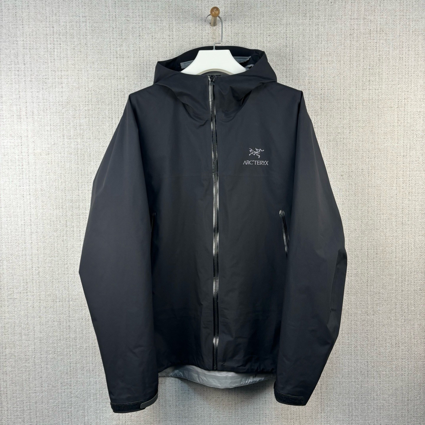 99新 ARC'TERYX/始祖鸟 BETA Jacket 冲锋衣/码XL/99新/编号10005