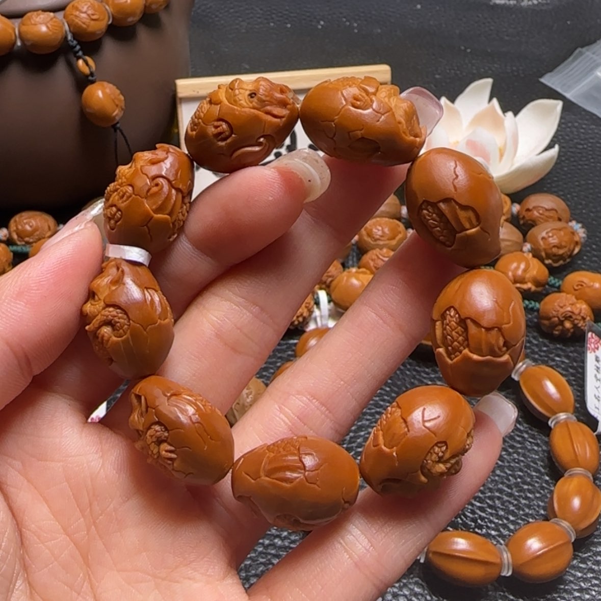 【闪购商品】橄榄核把件小籽龙蛋宝宝