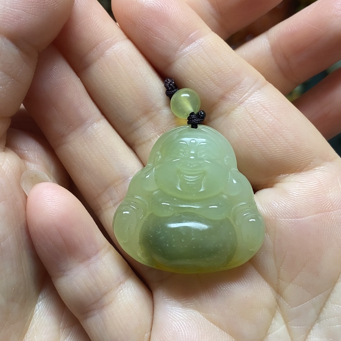 岫玉未镶嵌吊坠(赠链)
