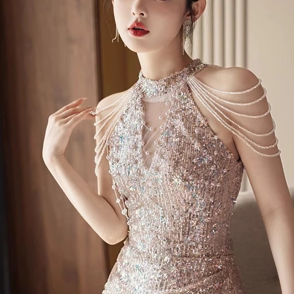 DouKox轻奢法式高端重工主持人晚礼服女2025新款宴会轻奢小众敬酒