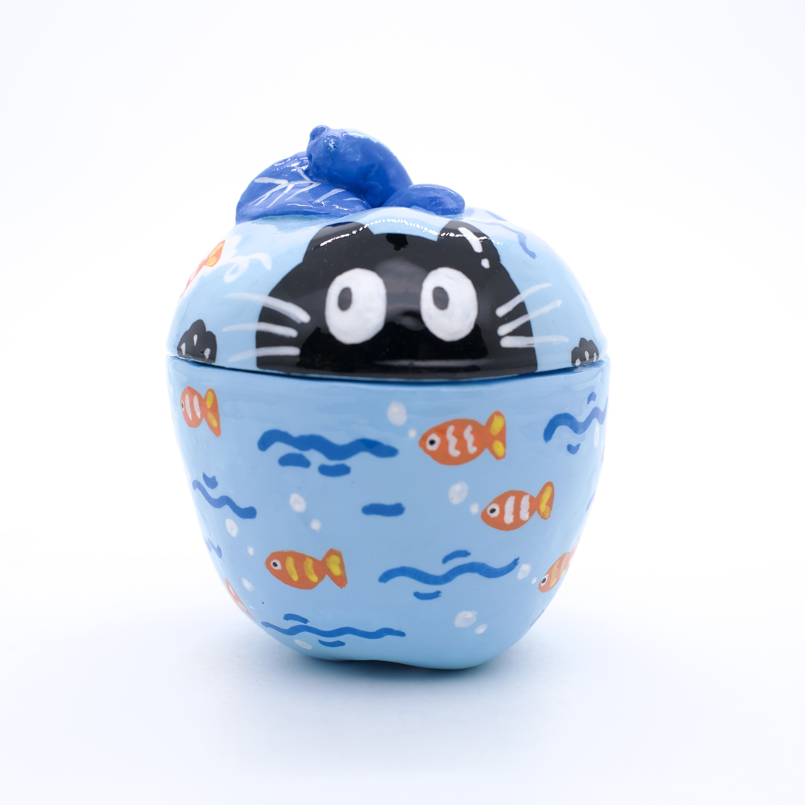王甜心苹果盏摆件《爱吃鱼的猫》艺术石膏作品，手工绘制，仅一件