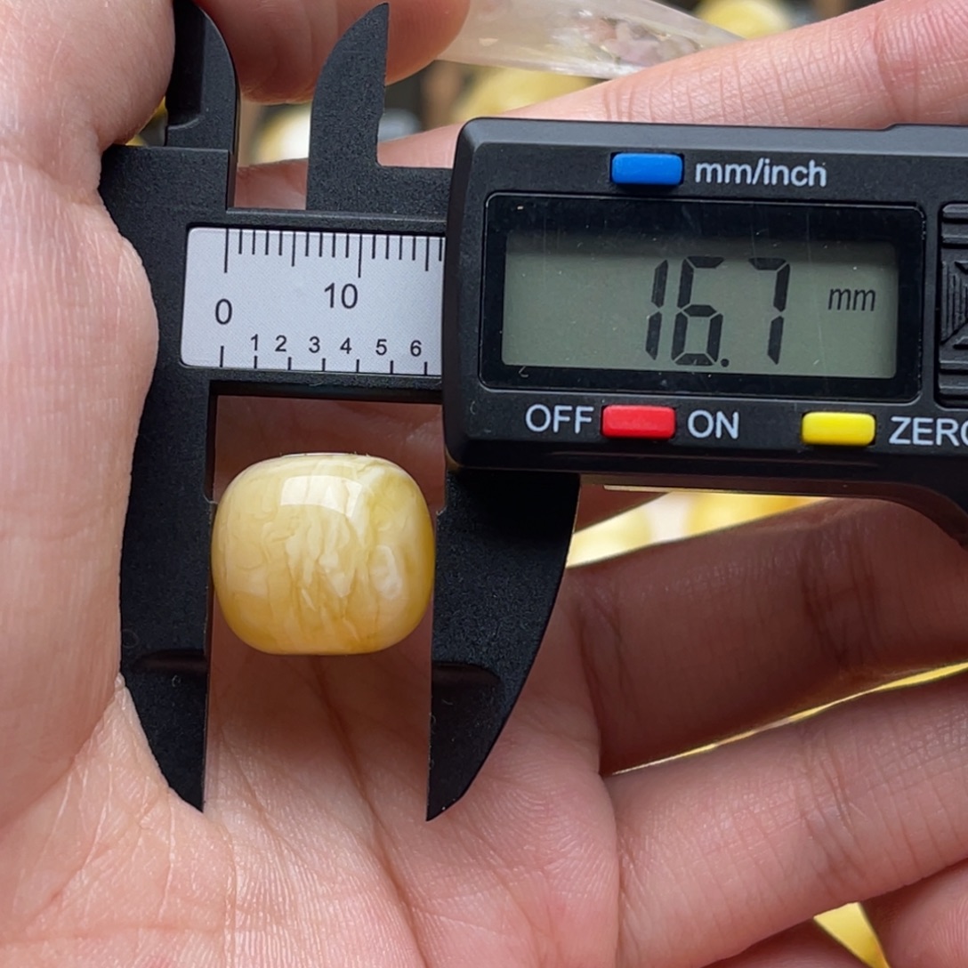 琥珀未镶嵌裸石蜜蜡墩子静