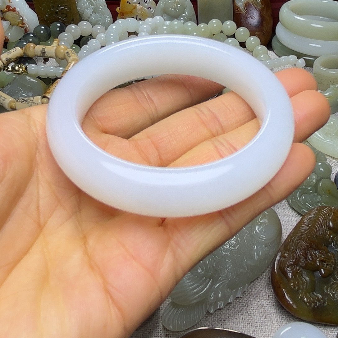 小***糊和田玉未镶嵌把件