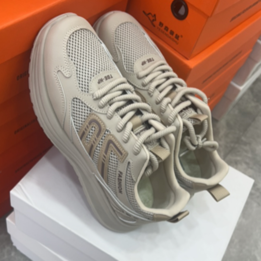 夏季2025新款男鞋透气百搭爆款潮流休闲鞋运动鞋