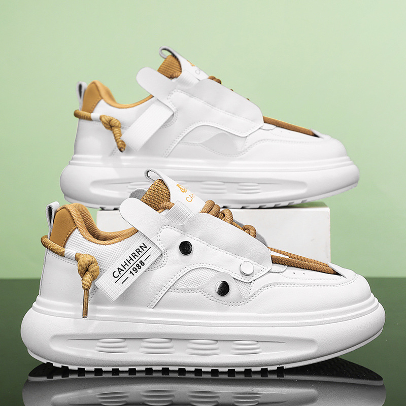 男鞋秋季透气新款青少年运动厚底小白鞋时尚休闲板鞋面包鞋潮流鞋