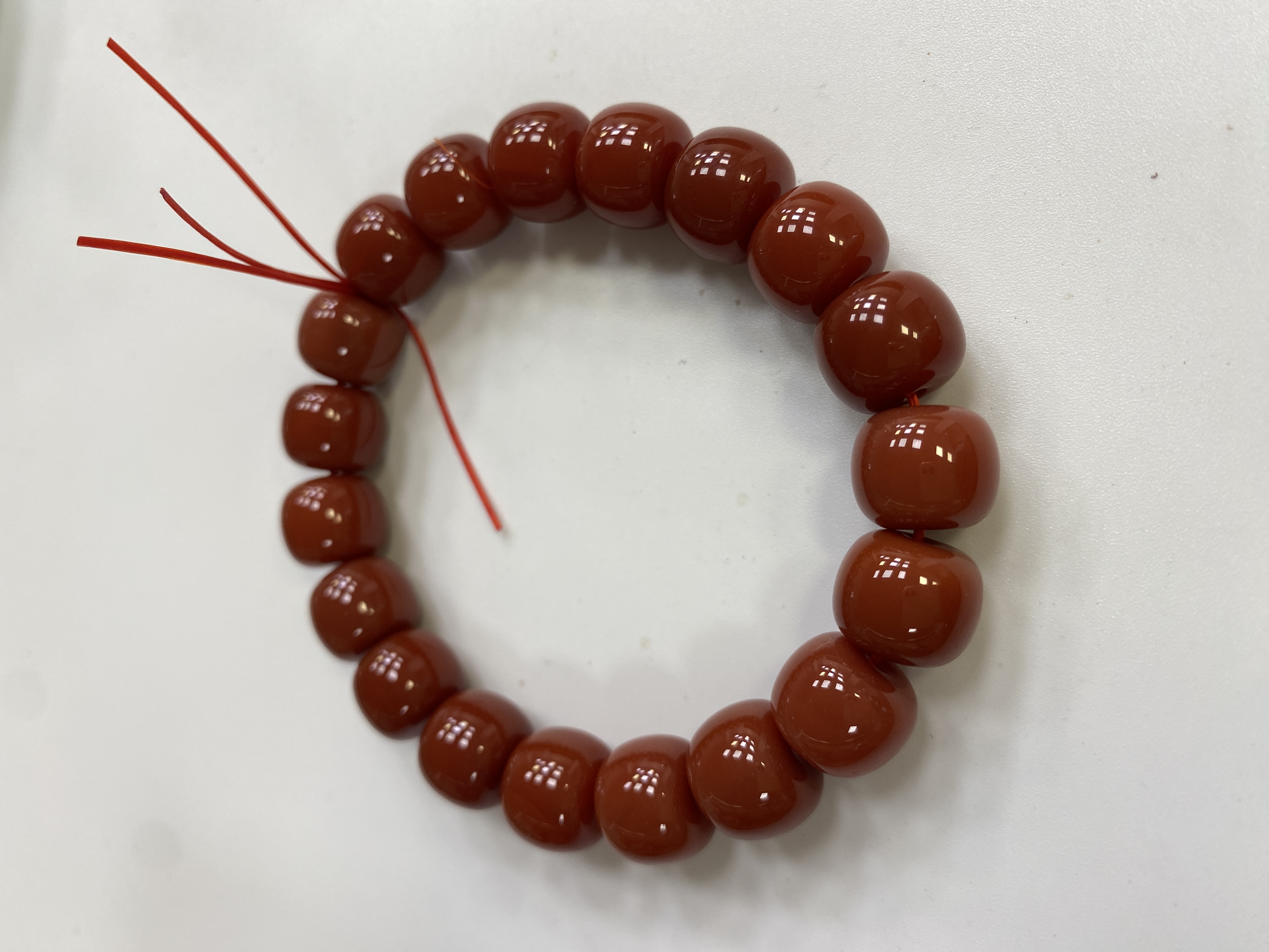 满色满肉红玛瑙老邢珠手串12MM
