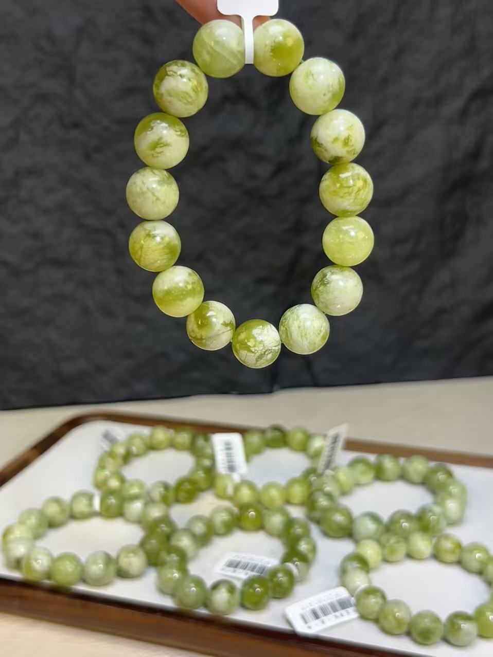 【青提奶盖】岫玉手串绿色珠宝天然玉石手链珠串多样性发其一