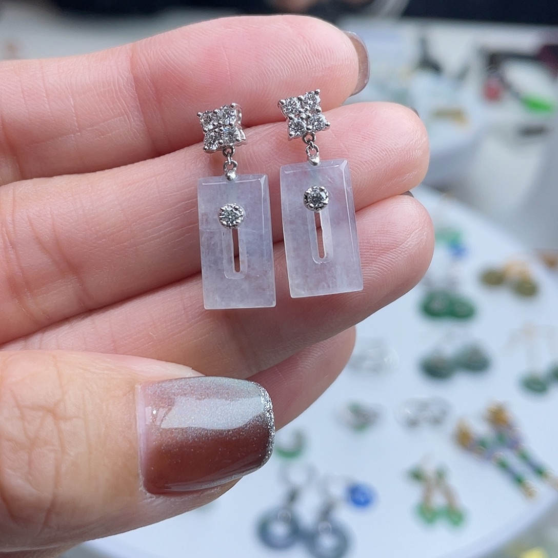 翡翠18K金镶嵌耳饰