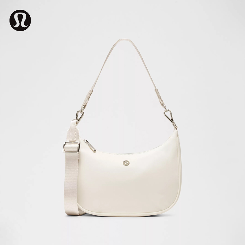 City Essentials 女士小款单肩包 拒水丨lululemon丨LW9FR7S