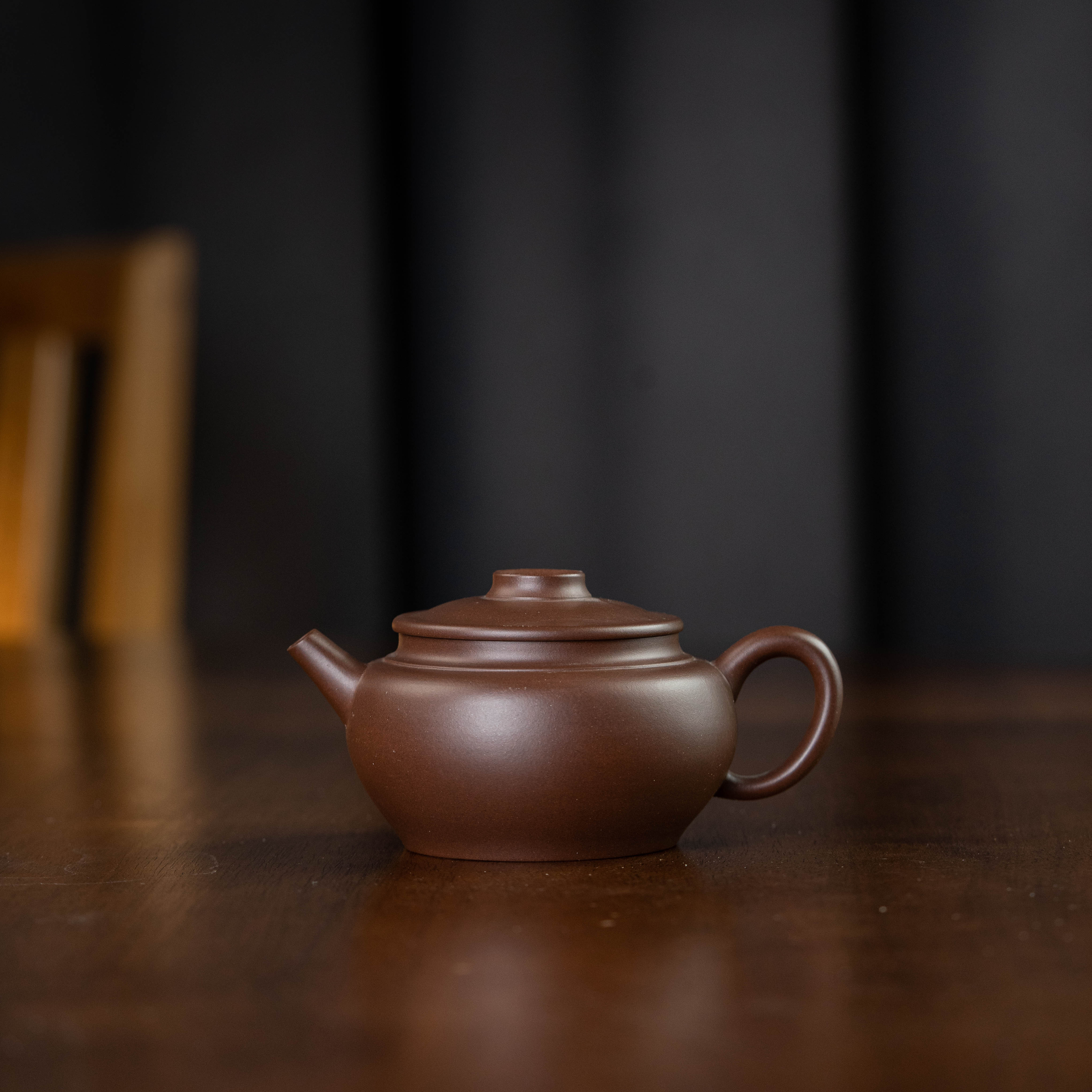 【珽仓破价】巨轮 陆亚英 紫泥180cc家用紫砂壶