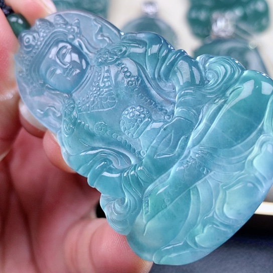 【闪购商品】翡翠颈饰未镶嵌天然翡翠