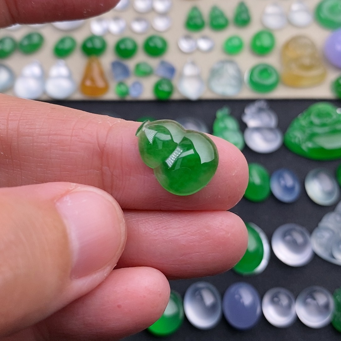 定制翡翠未镶嵌德****厂翡翠