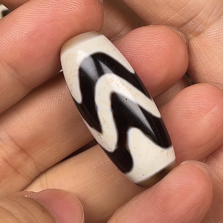 善***己玛瑙/玉髓未镶嵌颈饰