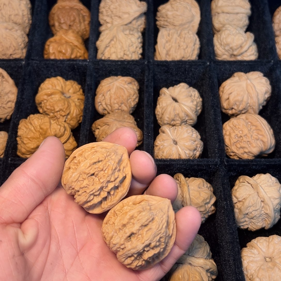 吊坠文玩核桃文山