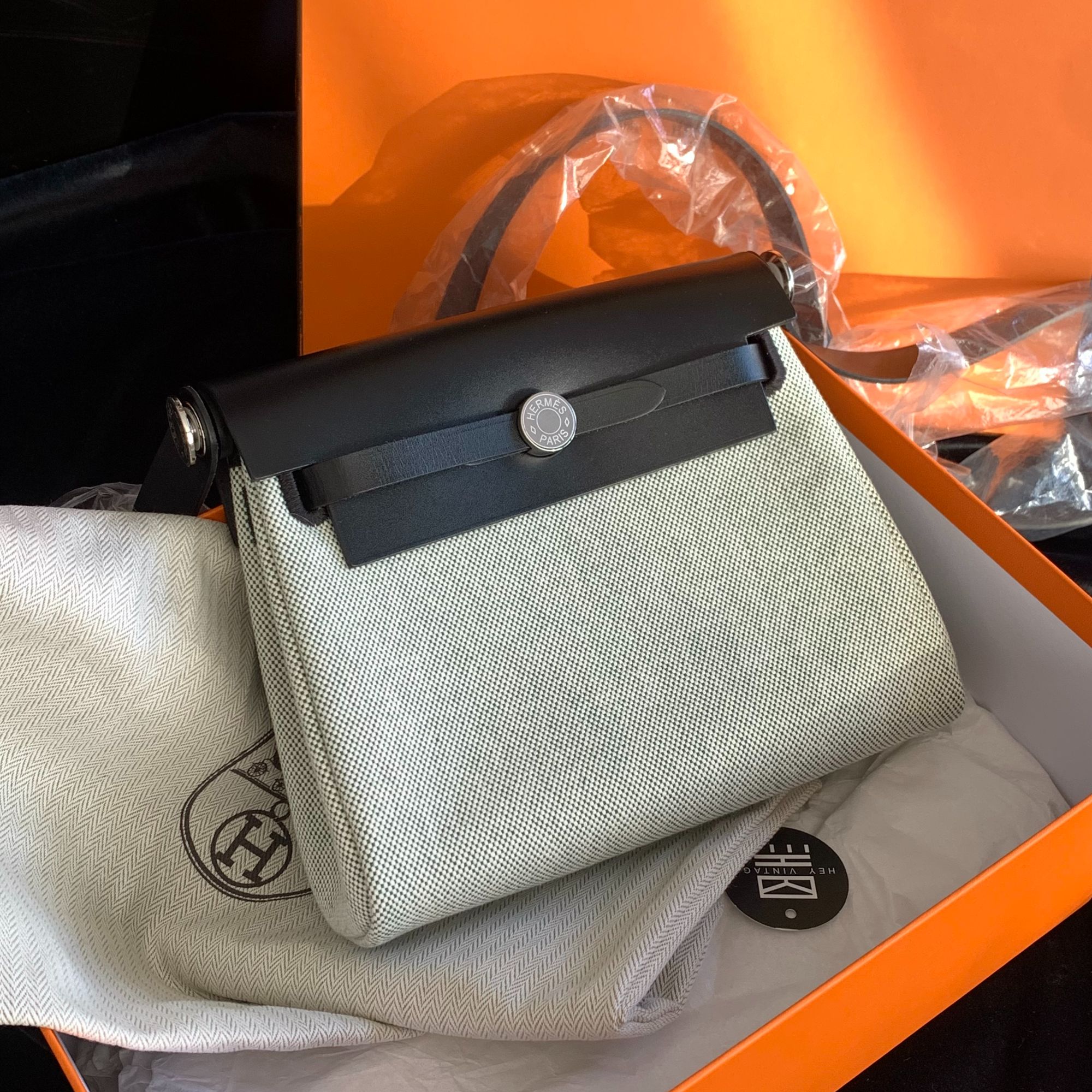 未使用 Hermes/爱马仕 展会外场！黑银拼绿帆布mini herbag包