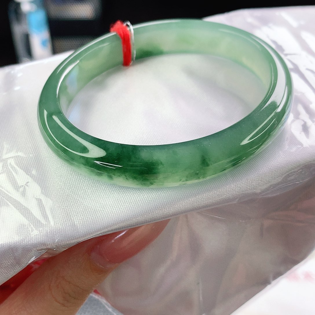 未镶嵌手镯翡翠58贵妃