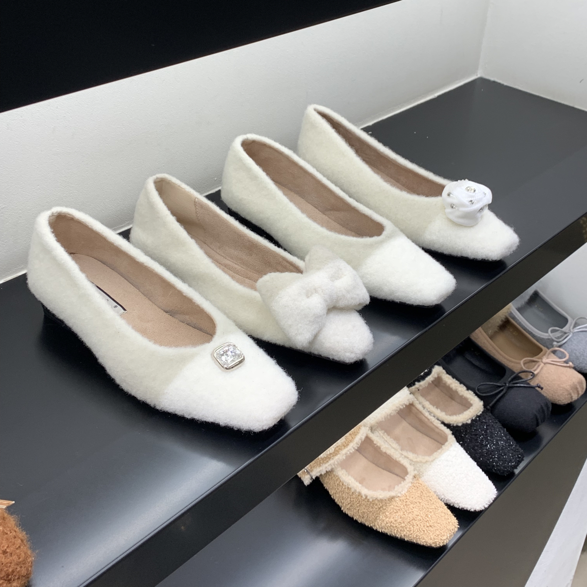 法式水钻芭蕾舞毛毛鞋一字扣带小香风单鞋秋冬季新款加绒玛丽珍鞋