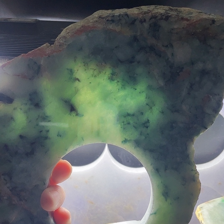 翡翠挂件未镶嵌毛料89