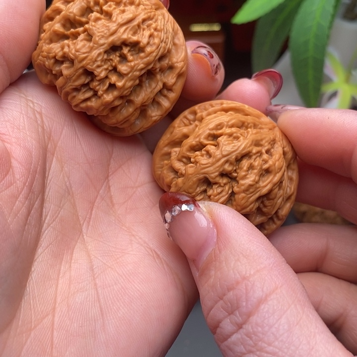 文玩核桃把件平谷大粗筋