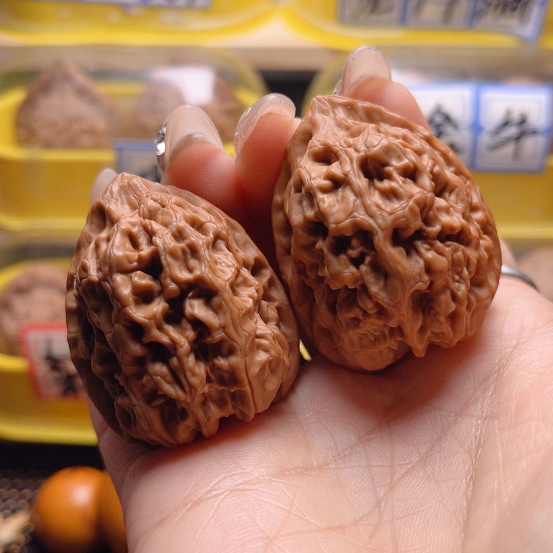 文玩核桃把件火苗