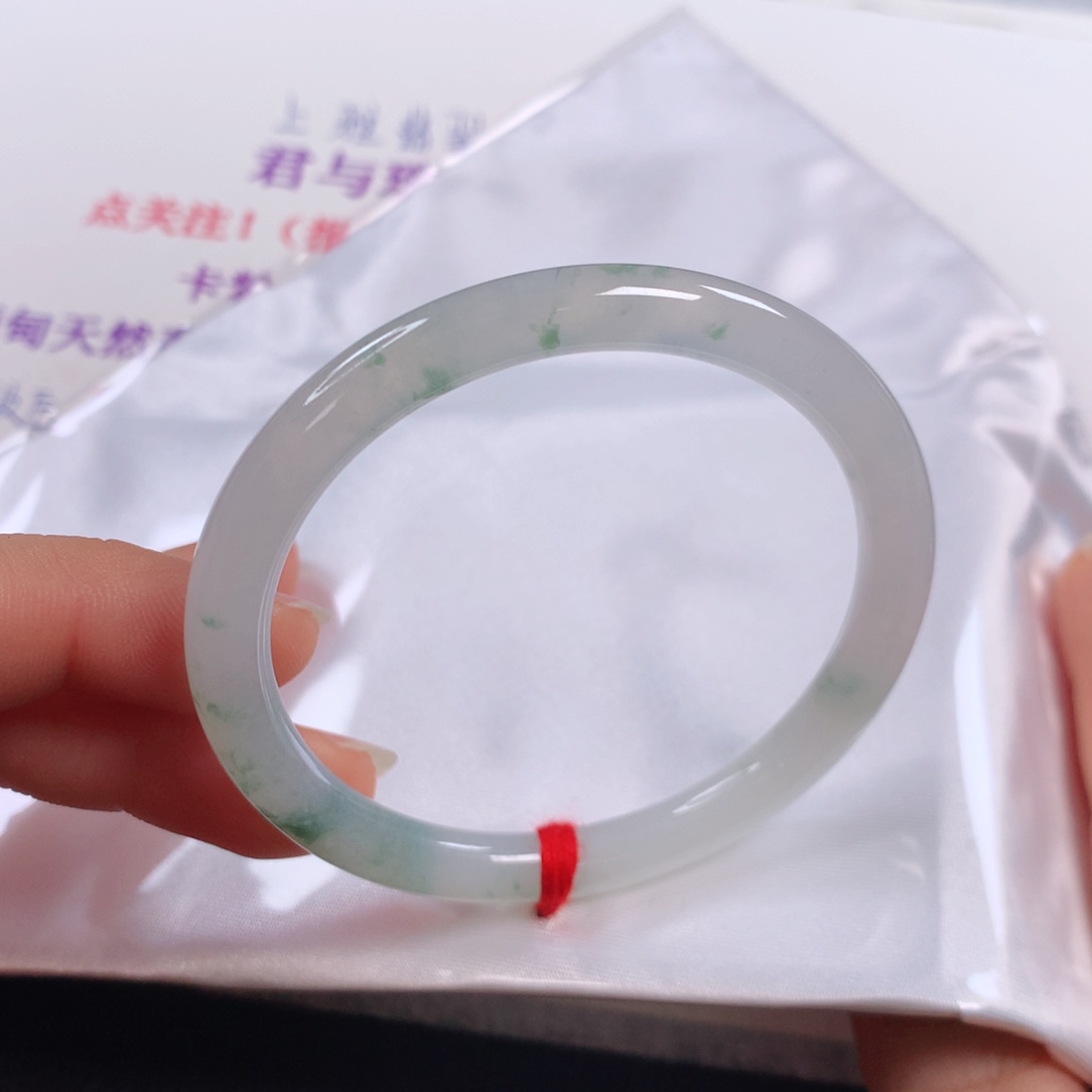 未镶嵌手镯翡翠 圆条238冰飘绿花