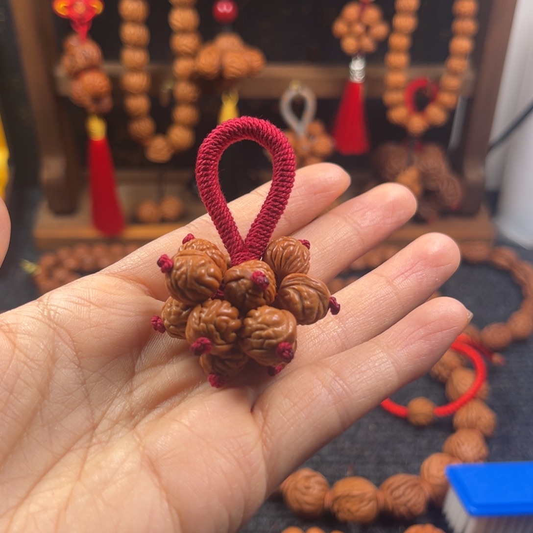 吊坠桃核桃枭挂件L4